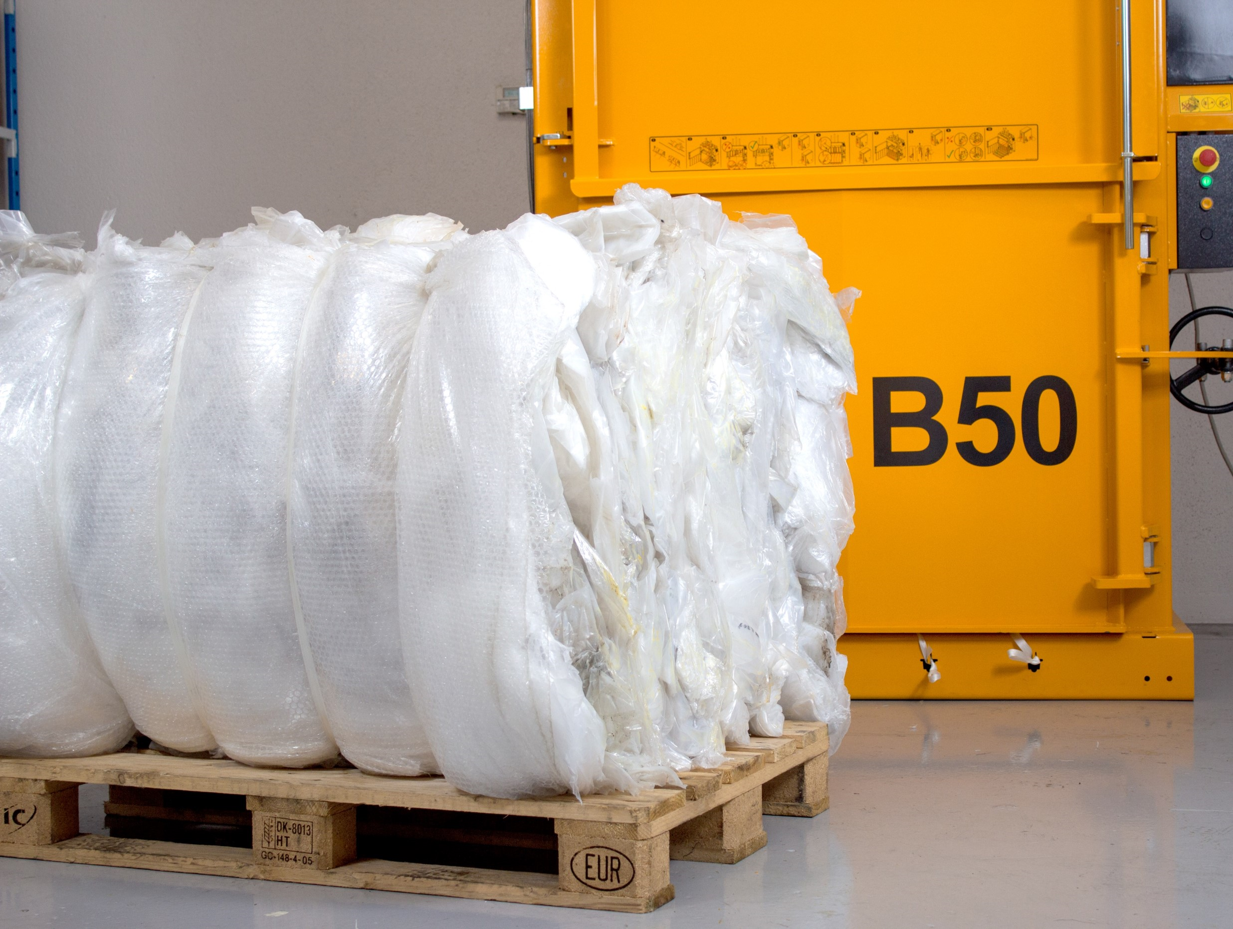 Balpressar och pressar för plast: vad bör man veta?